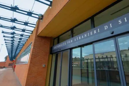 21 posti per il Servizio civile universale all’Università per Stranieri di Siena Università per Stranieri di Siena, ingresso