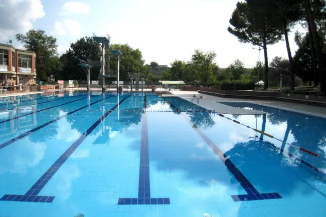 Colle di Val d’Elsa: accordo raggiunto per la gestione della piscina