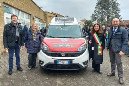 Pubblica Assistenza Poggibonsi, taglio del nastro per il Fiat Doblò 5 posti dedicato a servizi sociali e sanitari