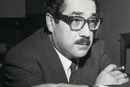 Castelnuovo: appuntamento a teatro con “La guerra spiegata ai poveri, omaggio a Ennio Flaiano”