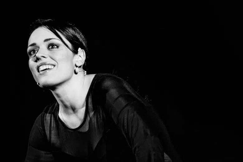 Al Teatro degli Astrusi di Montalcino Gaia Nanni in “Gli ultimi saranno ultimi”