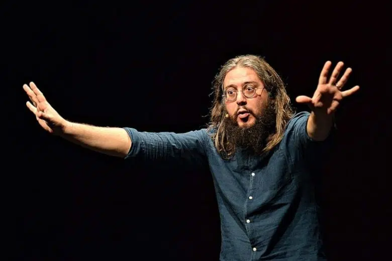 Roberto Mercadini arriva a Sinalunga con il suo Orlando Furioso