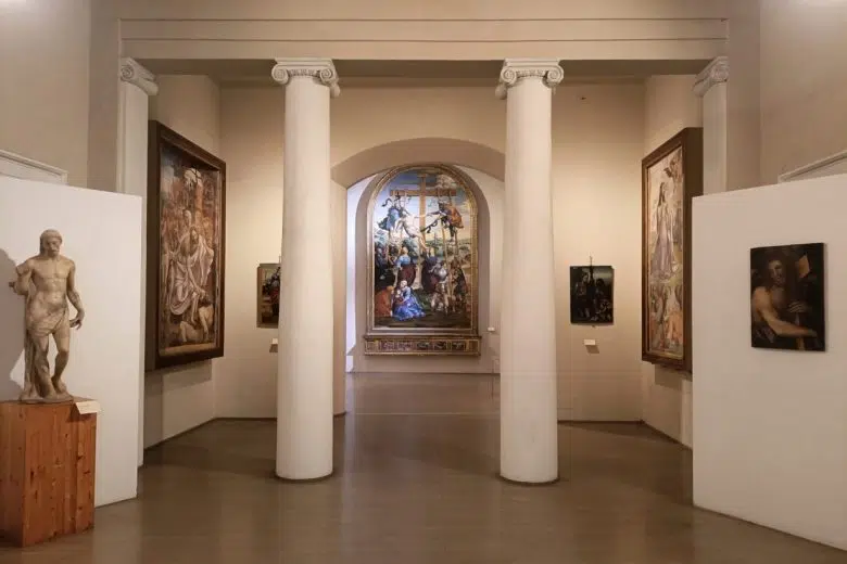 Interno della Pinacoteca Nazionale di Siena