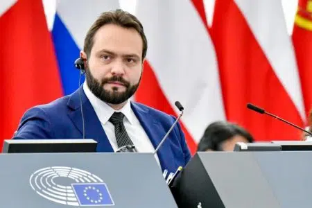 “PNRR e Bandi europei, conoscerli per spenderli”, a Siena convegno organizzato dal M5S Fabio Massimo Castaldo al Parlamento europeo