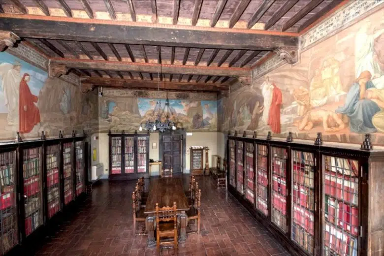 La biblioteca dell'Accademia Musicale Chigiana