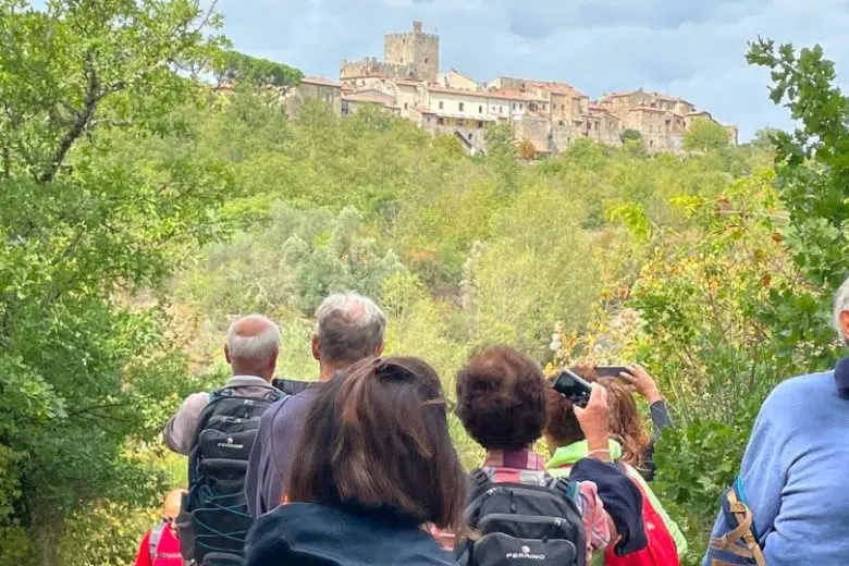 Castellina in Chianti: rete escursionistica di 123 km per riscoprire il territorio Escursionisti a Castellina in Chianti