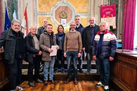 Comune di Chiusi, sottoscritti con CGIL, CISL e UIL accordi su bilancio 2023 e qualità del lavoro negli appalti Gruppo Amministrazione comunale e sindacati