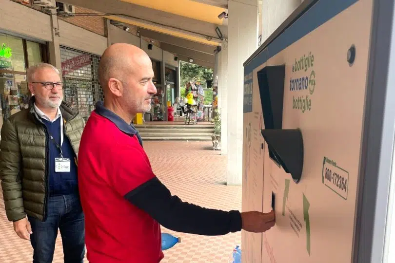 Etruria Retail, inaugurazione ecocompattatore Acquacalda