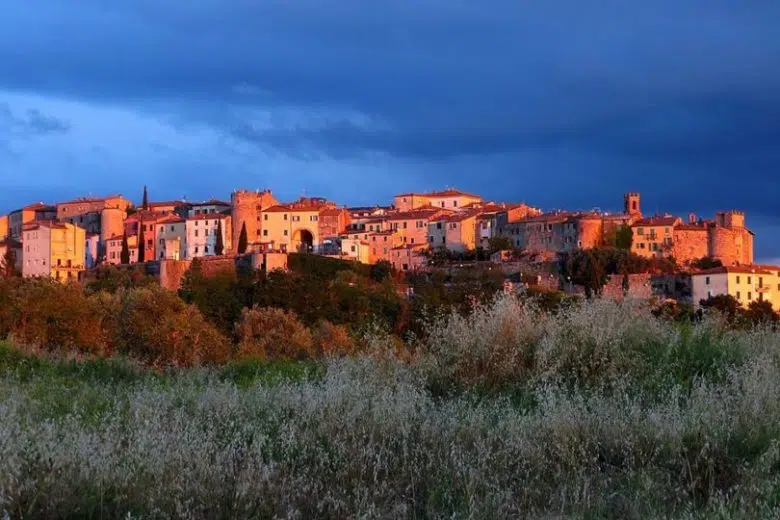 WiFi gratuito con hotspot a Rapolano Terme e Serre di Rapolano Rapolano Terme, panorama sera