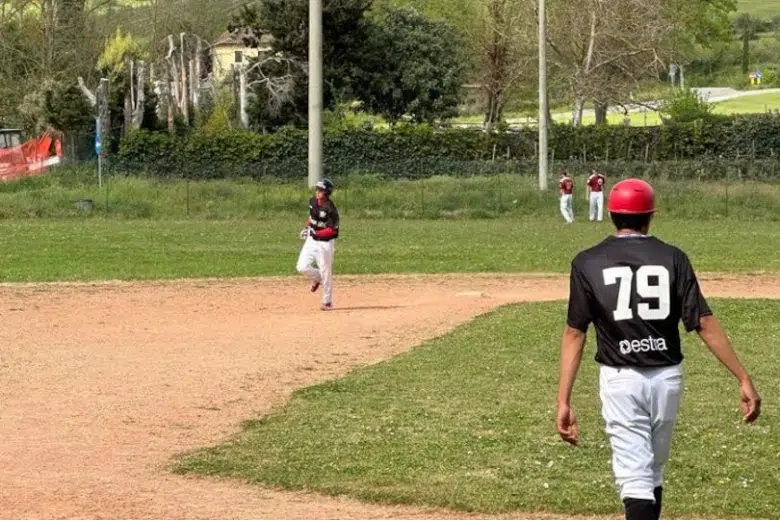 Baseball Serie C, all’Estra Siena non basta un grande Castillejos: bianconeri sconfitti da Livorno