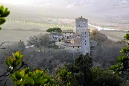 La rete di monitoraggio Prisma festeggia 10 anni Il castello di Montarrenti a Sovicille