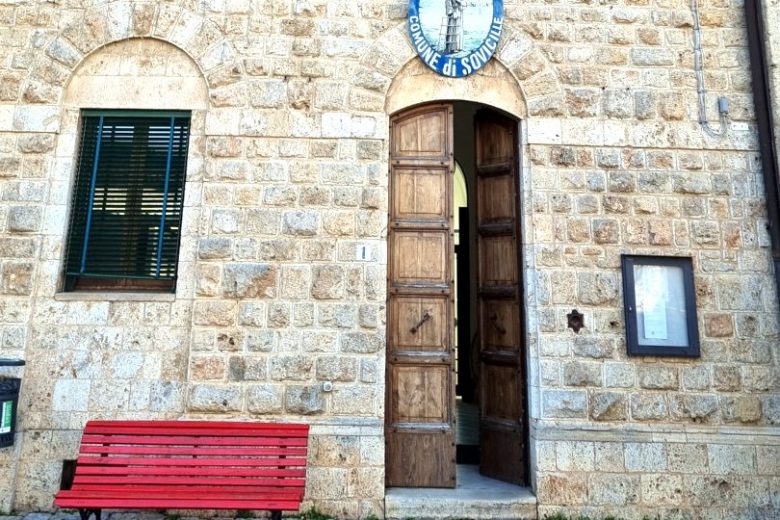 L'ingresso del Palazzo Comunale di Sovicille