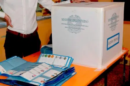 Elezioni amministrative ed europee in provincia di Siena Elezioni Siena 2023: scrutatore, schede, urna