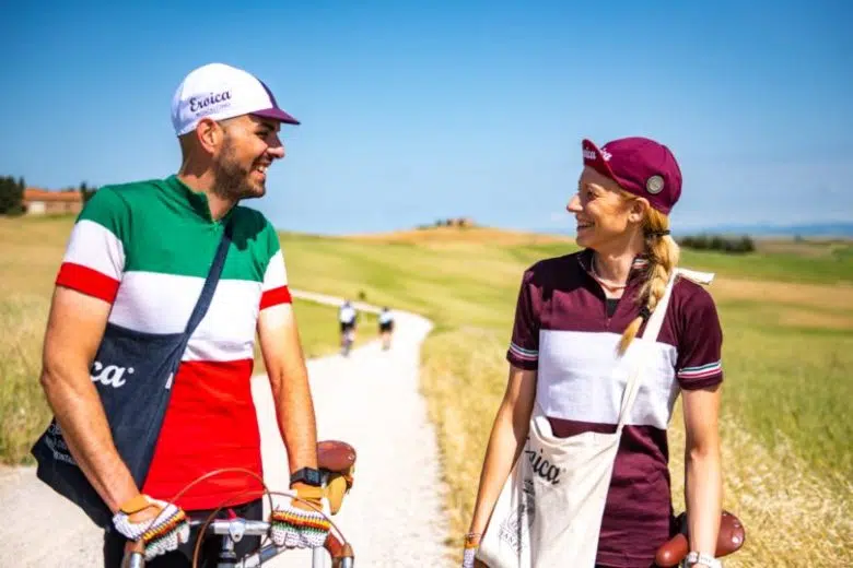 Domenica 28 maggio si corre Eroica Montalcino Eroica Montalcino, ciclisti uomo e donna
