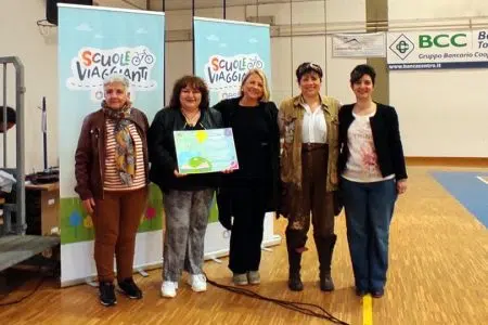 Estra con “Scuole viaggianti” fa tappa anche a Siena Premiazione progetto "Scuole viaggianti" di Estra