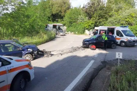 Incidente stradale a Montepulciano: tre persone ferite L'incidente stradate avvenuto tra Montepulciano e Nottola