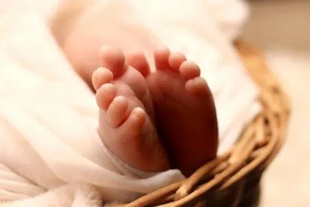 Punto nascita di Nottola, il 4 febbraio il primo open day del 2026 Neonato nella culla