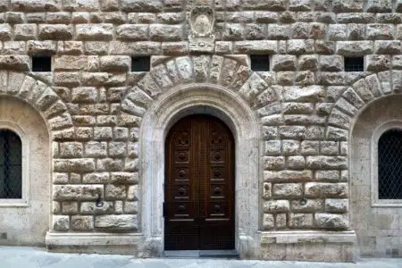 Pacciani, chiusura Papesse: “Ennesimo flop di De Mossi e della maggioranza di centrodestra che sostiene Nicoletta Fabio” Palazzo delle Papesse a Siena