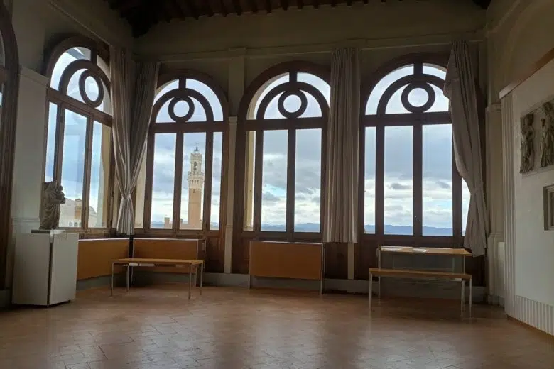 Salone interno della Pinacoteca Nazionale di Siena