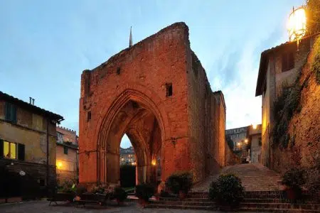 Nuova lastricatura in Fontenuova, modello di collaborazione fra Comune di Siena e Contrade