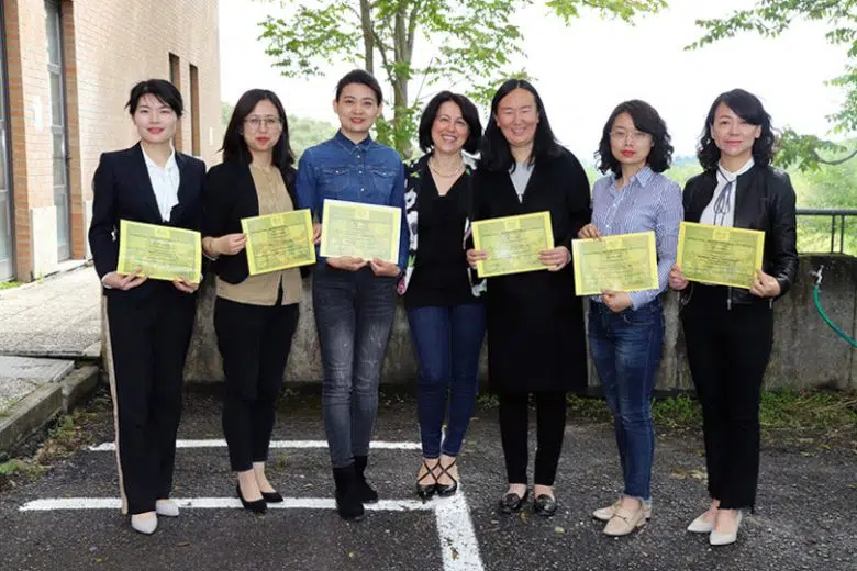 Importante accordo tra Aou Senese e Commissione Salute del Gansu in Cina Loriana Bocci con i partecipanti all'accordo tra aou senese e provincia Gansu