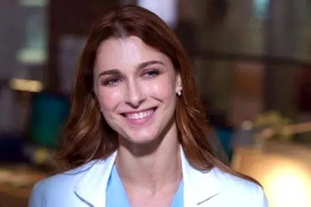 L’attrice di ”Doc” Silvia Mazzieri ha partorito la piccola Greta a Nottola grazie allo staff del dottor Cencini