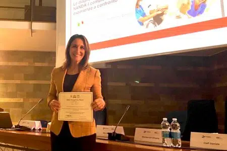 Premiate a Boston le Professioni infermieristiche dell’Asl Tse Vianella Agostinelli ritira il premio alle Professioni infermieristiche dell'Al Tse