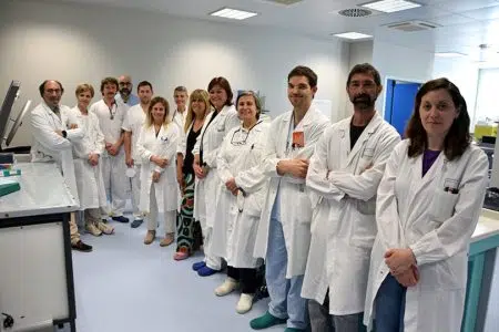 Effettuato all’Aou Senese trapianto di cellule staminali su paziente già sottoposto a trapianto di polmone: è il primo caso in Italia Il gruppo dei professionisti dall'Aou senese che ha effettuato il trapianto