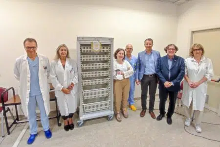 Il Rotary Club Valdelsa dona un armadio-carrello porta farmaci a Campostaggia La donazione all'ospedale di Campostaggia del Rotary Club Valdelsa