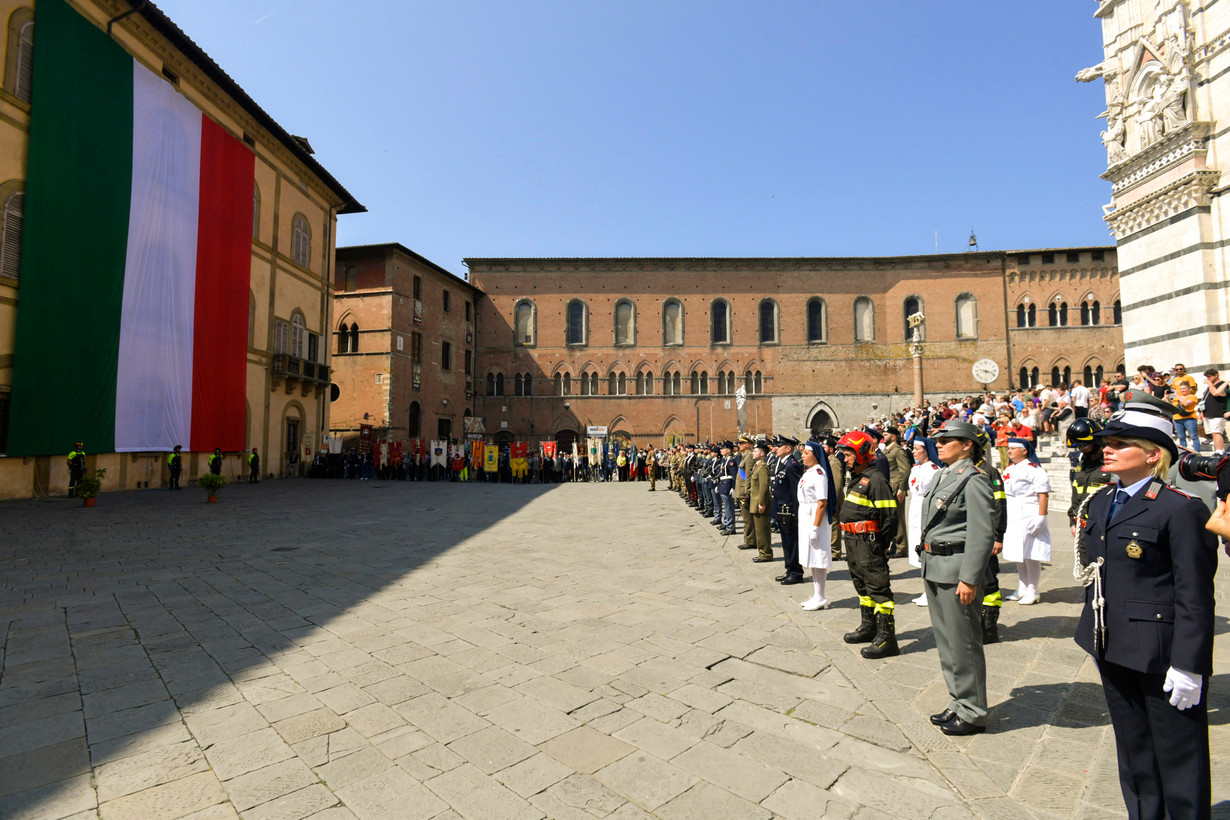Siena, celebrata la Festa della Repubblica - FOTO