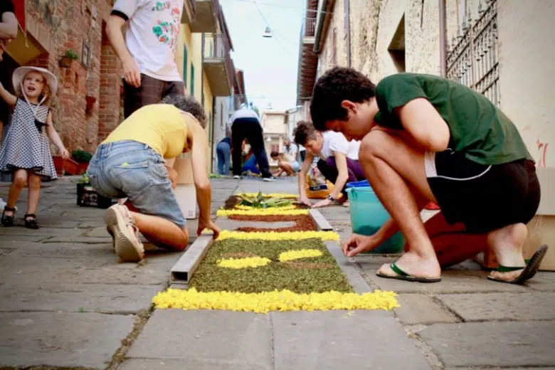 Infiorata di Farnetella