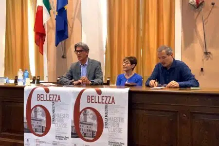 Montepulciano, presentato il programma di Maestri Fuori Classe La presentazione del festival Maestri Fuori Classe al Comune di Montepulciano