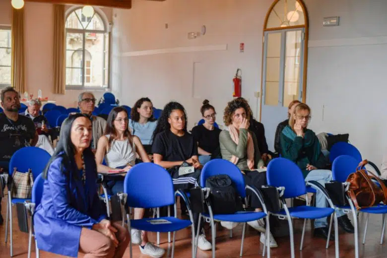 Presentazione di "Nessuno è un'Isola", pubblico