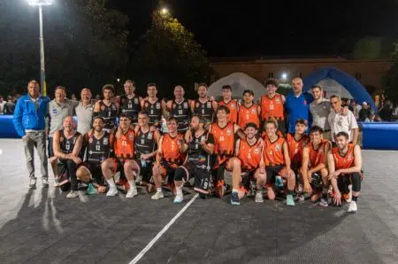 PalioAcanestro, vittoria del Gallo nella manifestazione di basket in Fortezza PalioAcanestro, foto di gruppo dei partecipanti