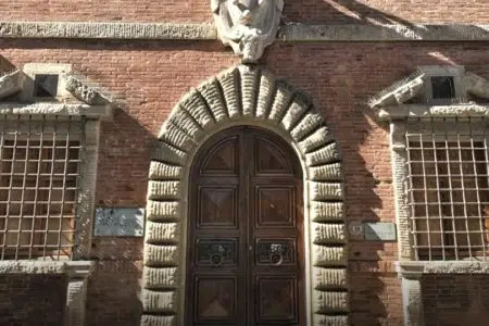 Comune Colle di Val d’Elsa, adottato il piano operativo Il Palazzo comunale di Colle di Val d'Elsa
