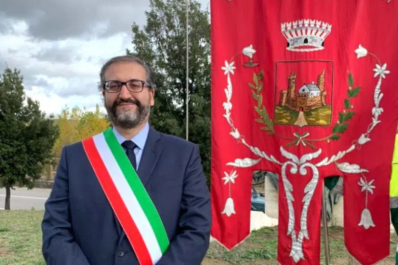 Contractus: il Comune di Monteriggioni al fianco dei Carabinieri Il sindaco di Monteriggioni, Andrea Frosini