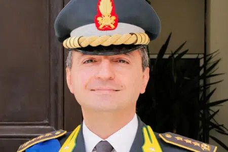 Il Colonnello Pietro Sorbello nuovo comandante provinciale della Guardia di Finanza di Siena Il Colonnello Pietro Sorbello, comandante della Guardia di Finanza di Siena