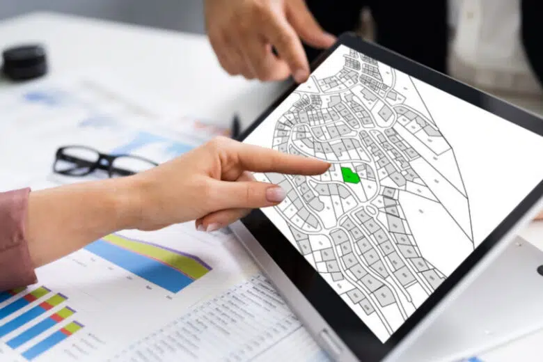 Fimaa Siena: anche le agenzie immobiliari potranno consultare online le planimetrie catastali Mappa catastale online su computer