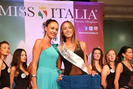 Tappa a Castellina in Chianti per le finali regionali di Miss Italia Miss Italia, a sinistra Cristina Cellai