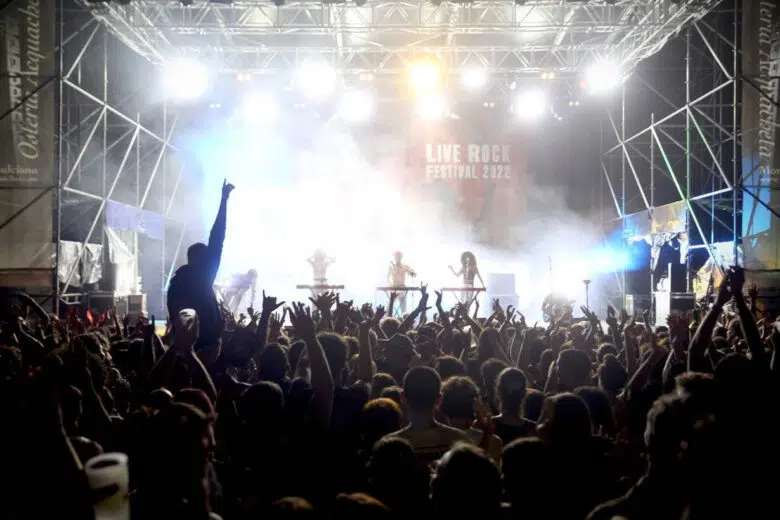 Live Rock Festival di Acquaviva: palco, pubblico