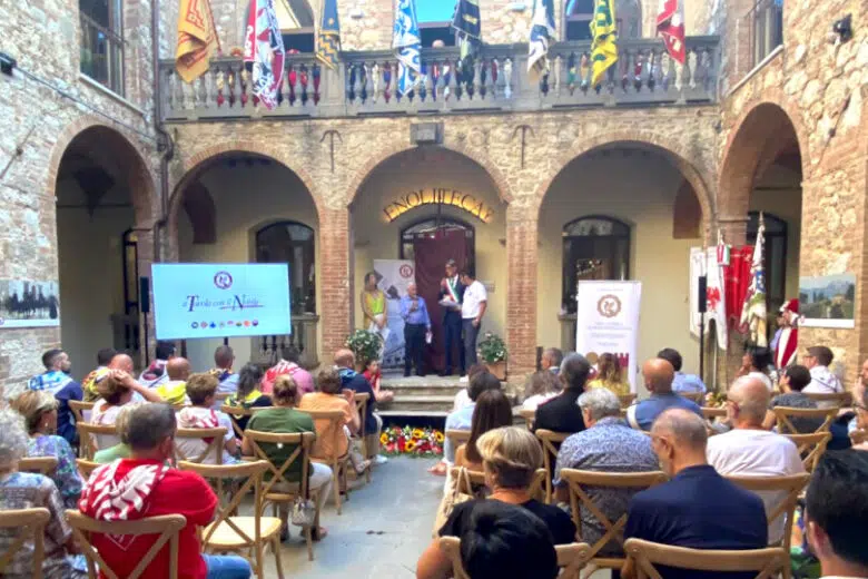 Grifo Poliziano alla Strada del Vino Nobile di Montepulciano e dei Sapori della Valdichiana Senese Premio Grifo Montepulciano 2023