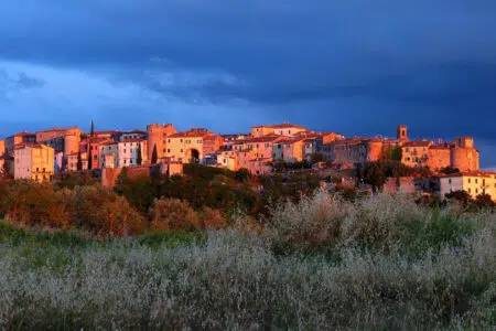 Rapolano Terme, il consiglio comunale torna a riunirsi il 31 agosto Veduta di Rapolano Terme