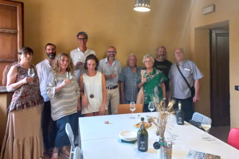 Strada del Vino Nobile di Montepulciano e dei Sapori della Valdichiana Senese: eletto il nuovo Cda Il Cda della Strada del Vino Nobile di Montepulciano e dei Sapori della Valdichiana Senese