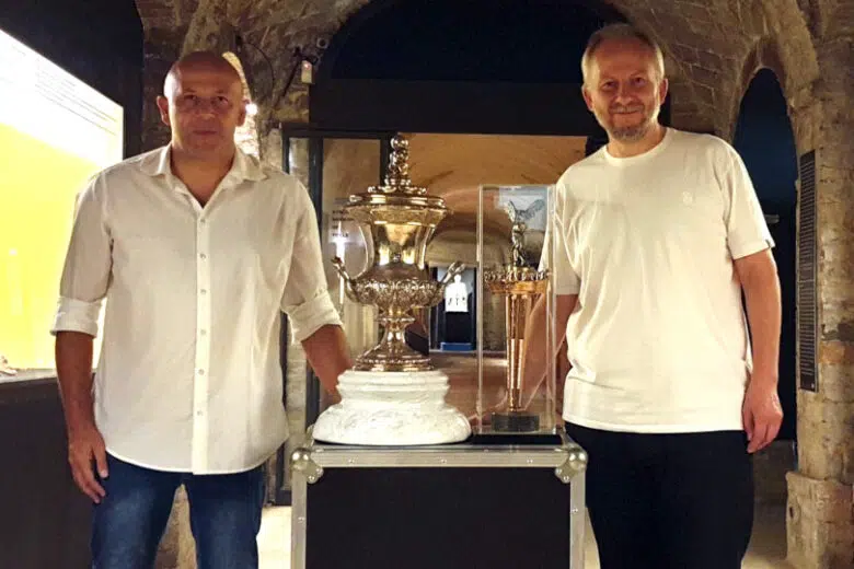 La coppa del Rally FIM a Chianciano Terme Rocco Lopardo e Andrea Marchetti con la coppa del Rally FIM a Chianciano Terme