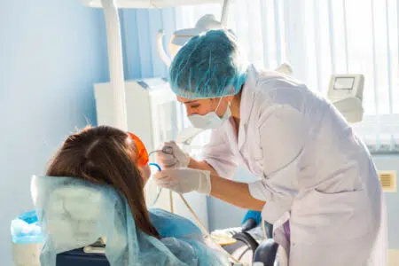 Odontoiatria pubblica, costituita rete in Toscana Dentista in ambulatorio