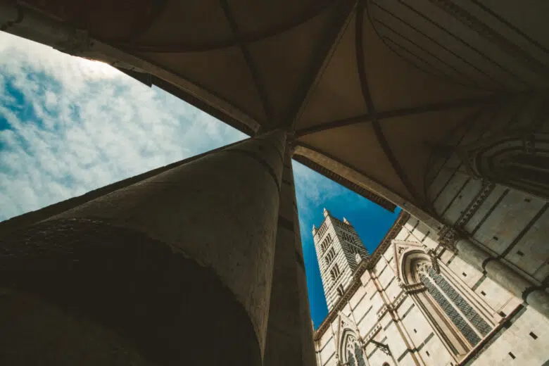 Duomo di Siena, veduta dal basso