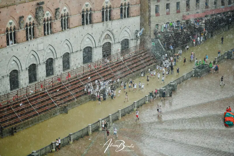 palio-agosto-2023-terza-prova-annullata-pioggia- 04