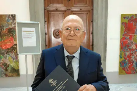 Siena, il dottor Angelo Marino corona il sogno della seconda laurea a 86 anni Angelo Marino