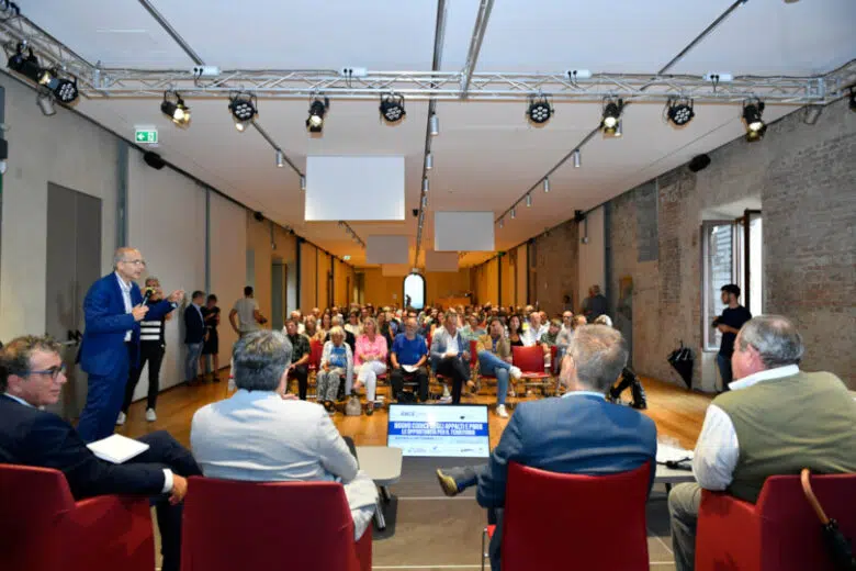 Ance Siena, convegno codice appalti, pubblico