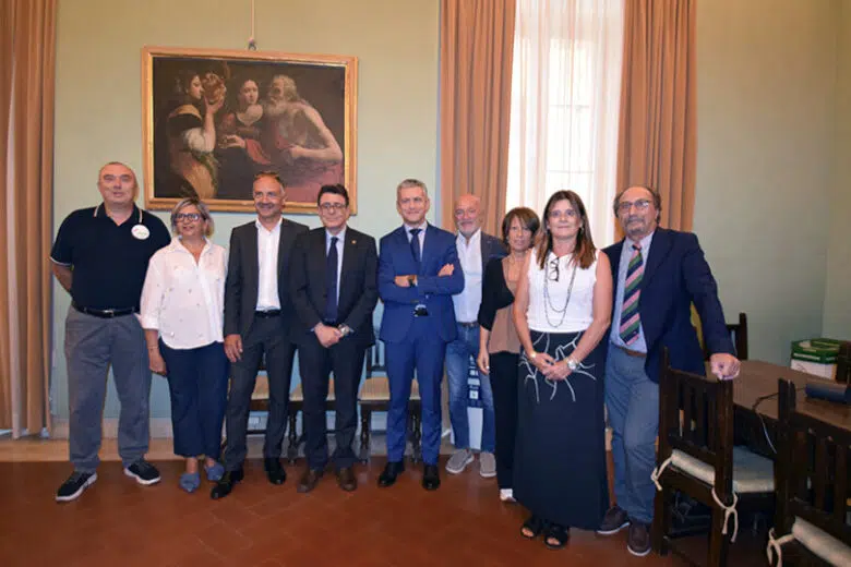 Gruppo firma protocollo intesa donazione sangue Aou Senese e Università di Siena